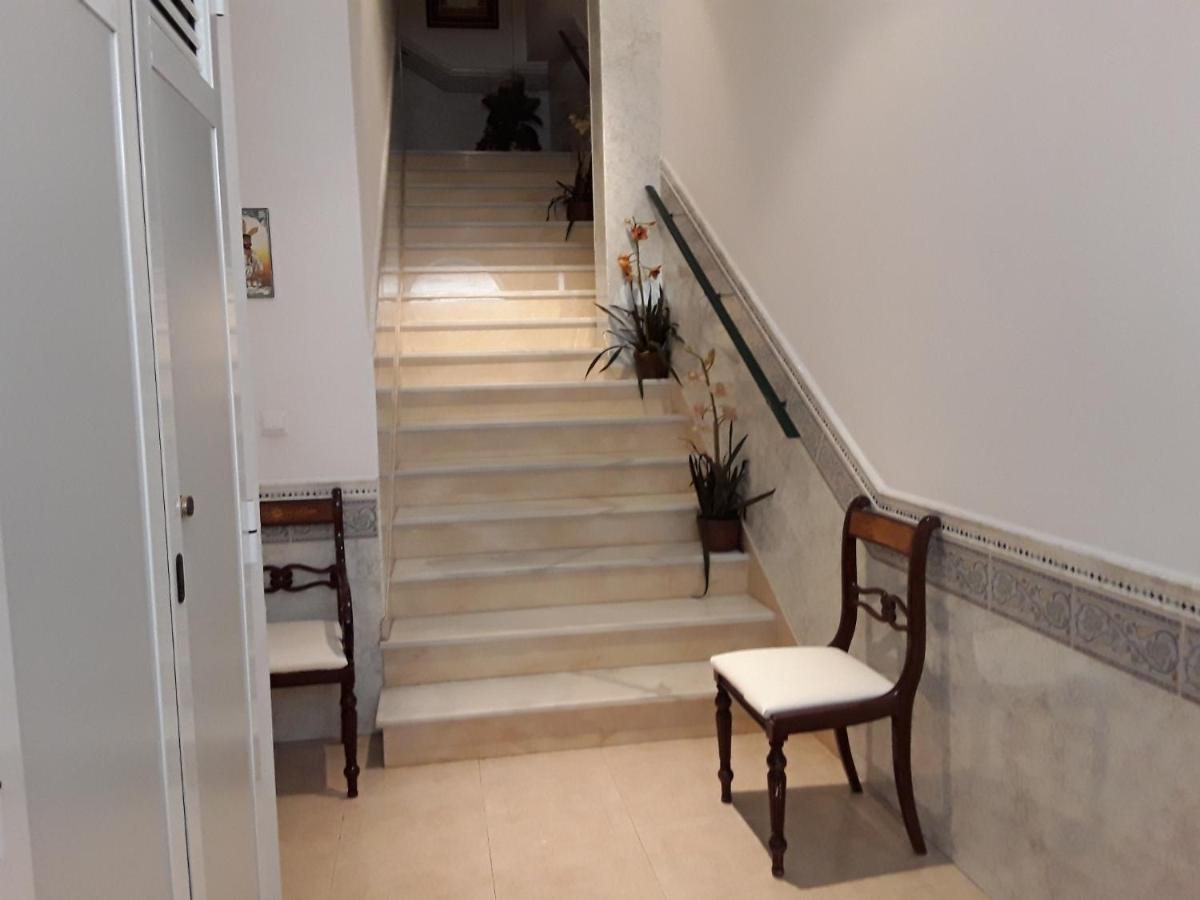 Apartamentos Vicenta Carihuela By Playa Miguel Torremolinos Esterno foto
