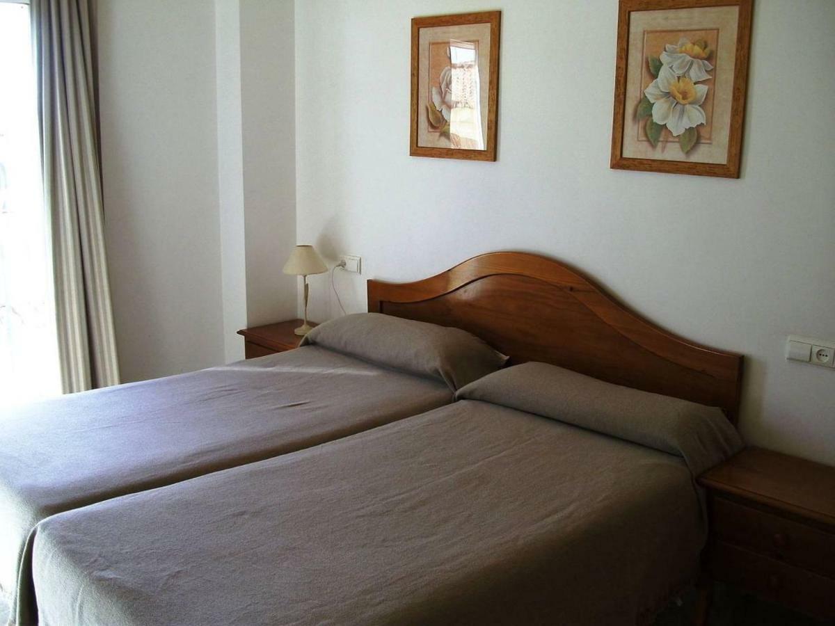 Apartamentos Vicenta Carihuela By Playa Miguel Torremolinos Esterno foto
